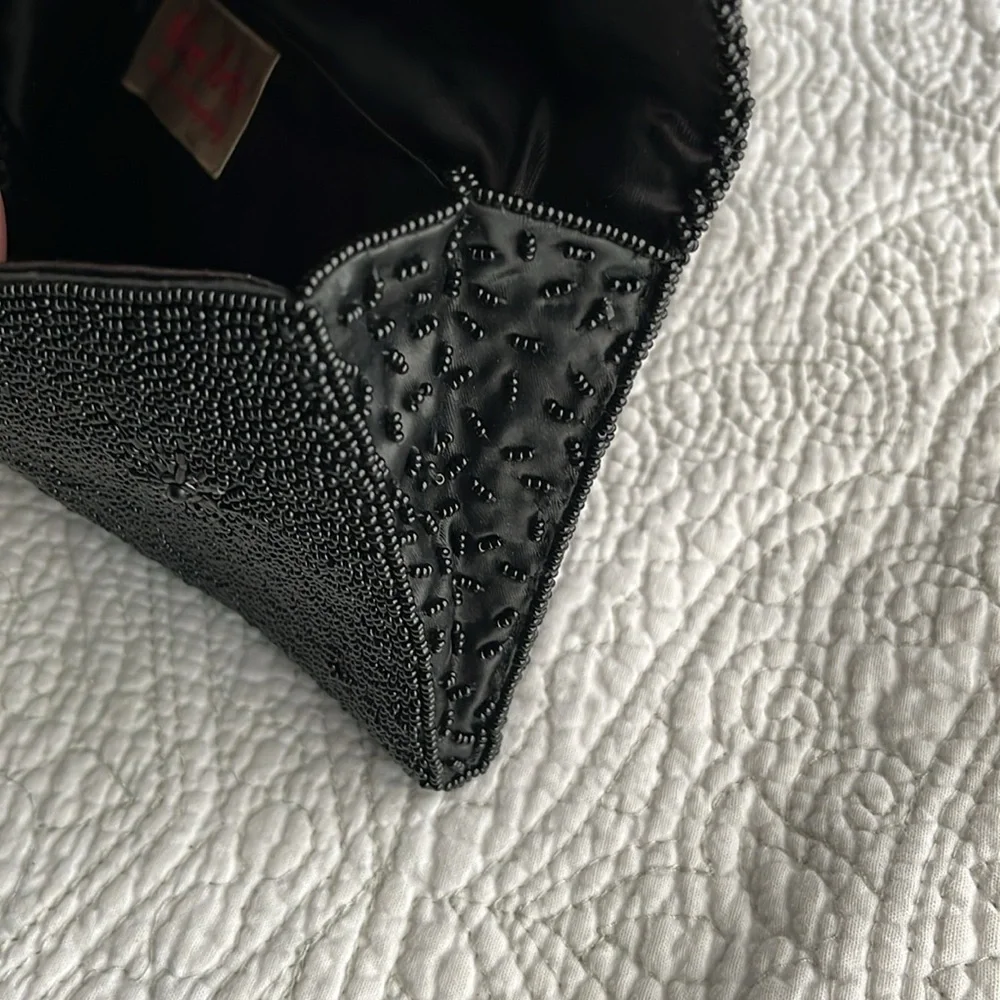 Vintage beaded clutch purse black